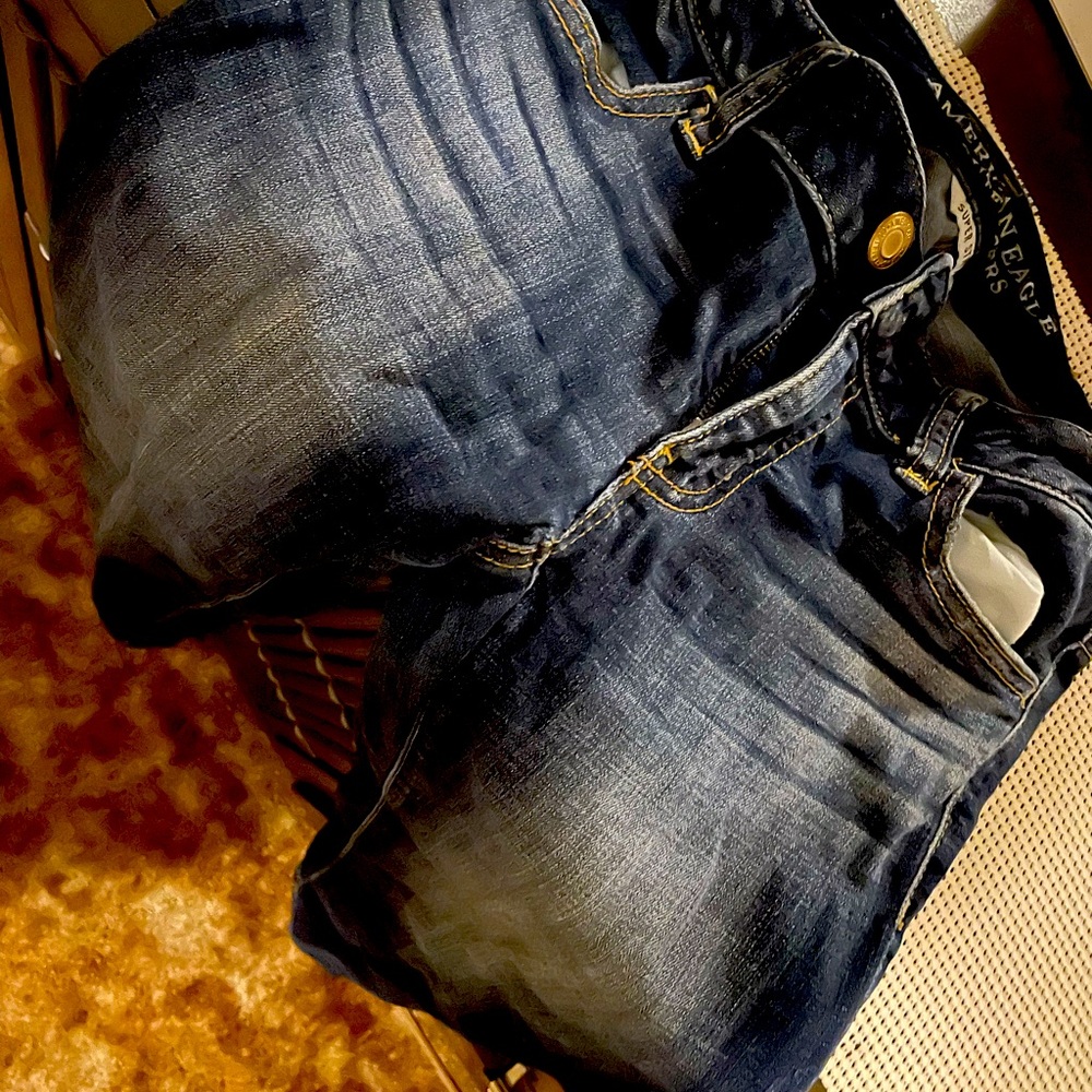 American eagle size 2 skinny jeans